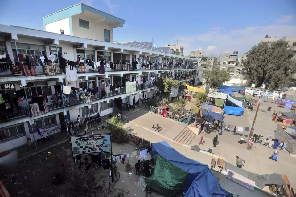 20 Tewas dalam Serangan Israel ke Sekolah di Gaza