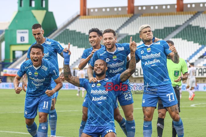 Prediksi Lengkap Liga1 2024 Persib vs PSBS